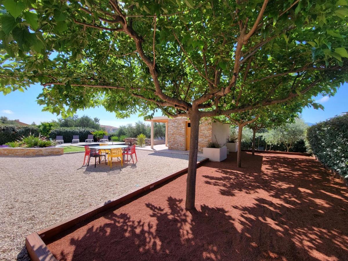 Villa Tropez Chambres D'Hotes Ле-Люк Екстер'єр фото